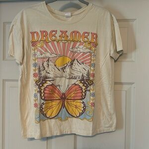 Dreamer butterfly tee